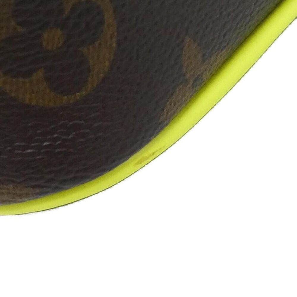 Louis Vuitton Christopher Monogram Shoulder Bag - Picture 3 of 7